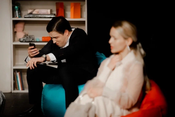 Зуб за зуб (по пьесе Бог резни)