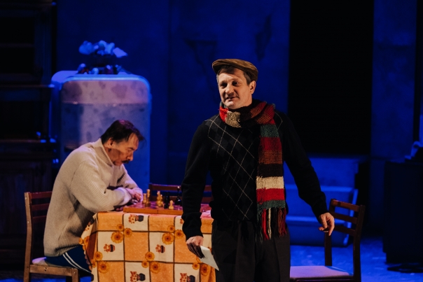 Похороните меня за плинтусом