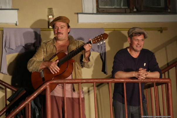 Песни нашего двора