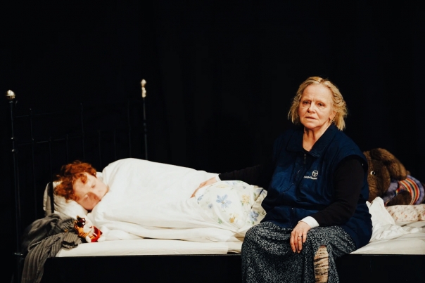 Похороните меня за плинтусом