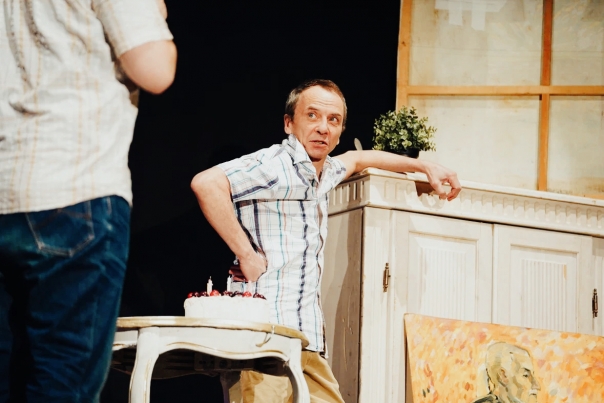 Похороните меня за плинтусом